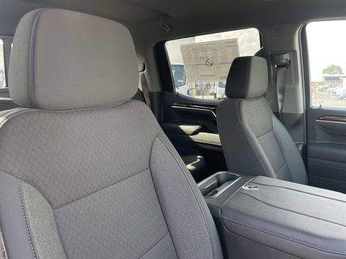 New 2026 GMC Sierra 1500 Elevation image 28
