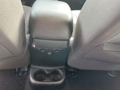 Used 2017 Jeep Wrangler Unlimited Sport w/ Connectivity Group image 18