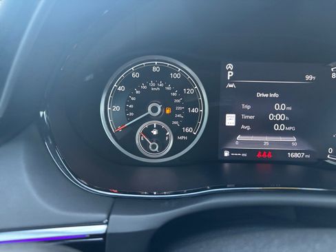 Used 2024 Genesis GV70 3.5T Sport image 18