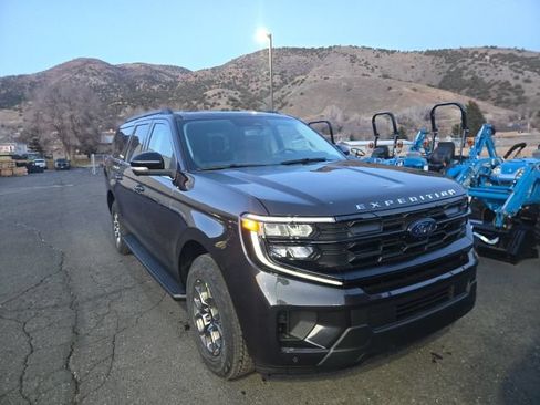New 2026 Ford Expedition Max Active AWD/4WD image 2