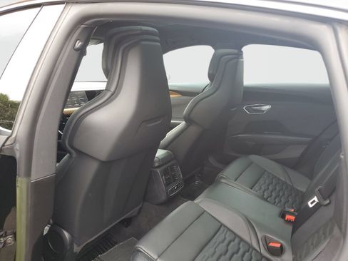Used 2023 Audi e-tron GT Premium Plus AWD/4WD image 14