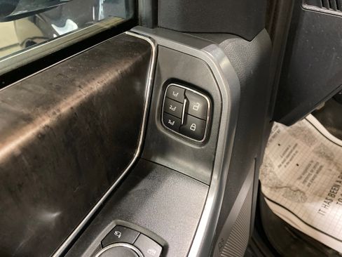 Used 2021 Ford F150 Lariat image 27