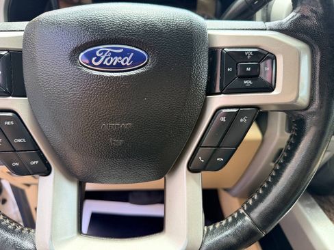 Used 2018 Ford F250 Lariat w/ Lariat Ultimate Package AWD/4WD image 26