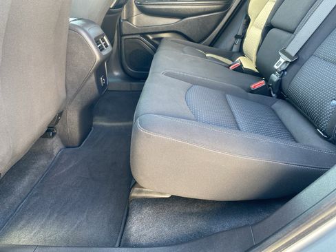 Used 2024 GMC Terrain SLE image 23