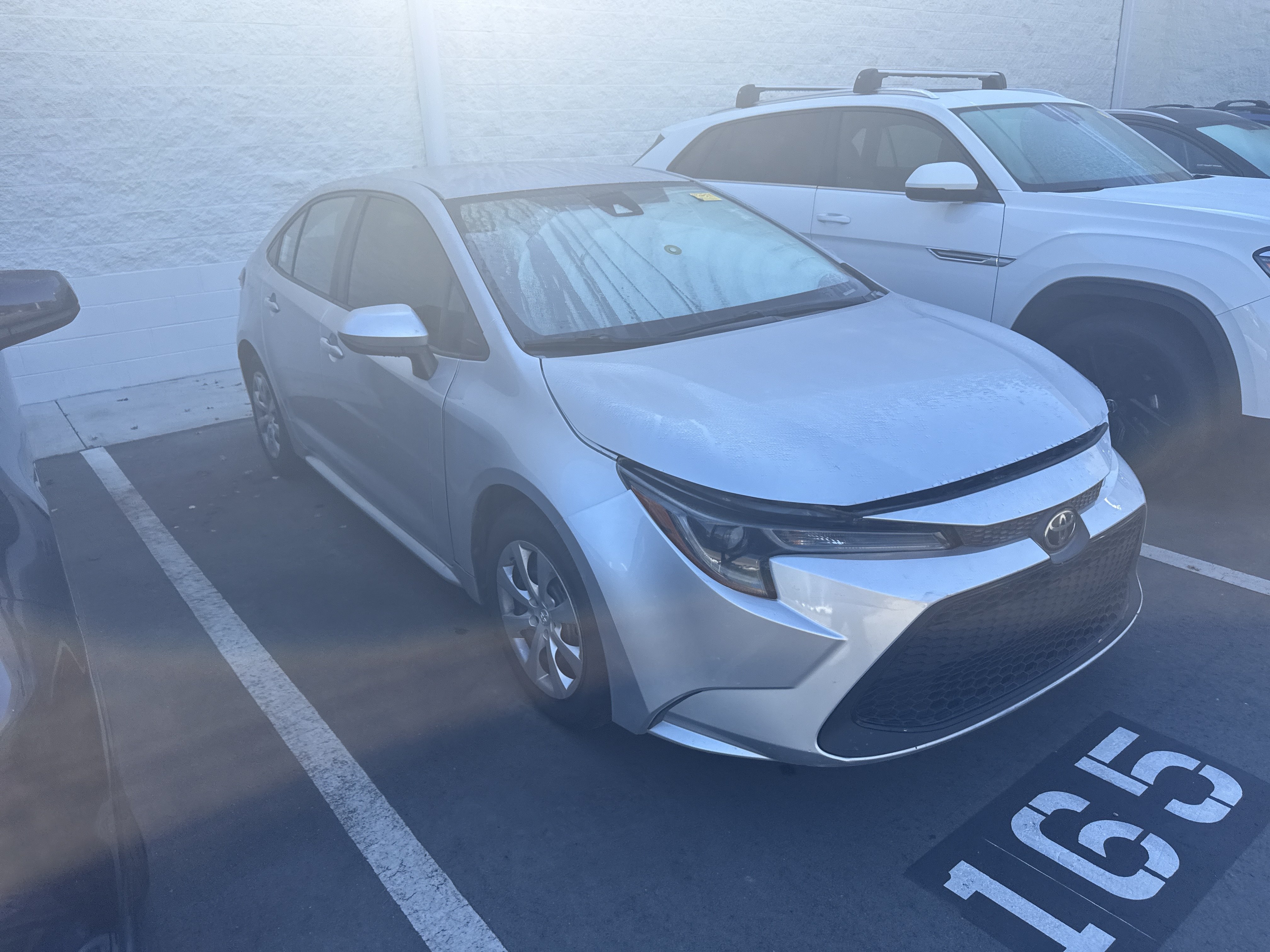 Used 2021 Toyota Corolla LE FWD image 5