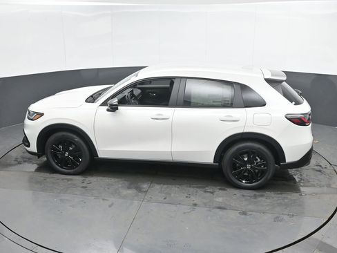 New 2026 Honda HR-V Sport image 31