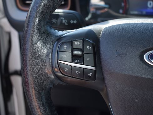 Used 2022 Ford Maverick Lariat w/ Lariat Luxury Package image 15