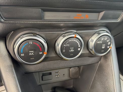 Used 2019 MAZDA CX-3 Sport w/ Sport I-ACTIVSENSE Package image 19