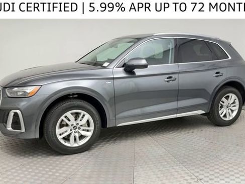 Used 2023 Audi Q5 2.0T Premium w/ Convenience Package image 6