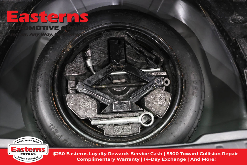 Used 2022 Subaru Forester Premium AWD/4WD image 25