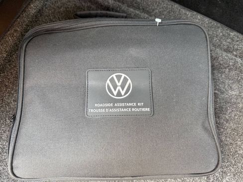 Used 2023 Volkswagen Atlas SE w/ Panoramic Sunroof Package AWD/4WD image 27