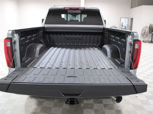 New 2026 GMC Sierra 2500 Denali w/ Denali Reserve Package image 14