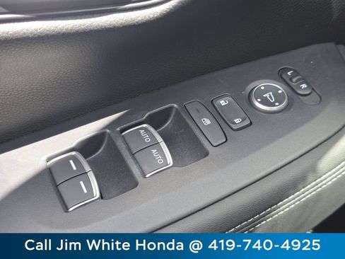 Certified 2024 Honda HR-V EX-L image 26