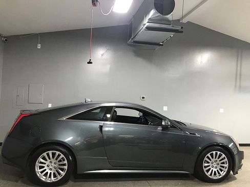 Used 2012 Cadillac CTS Coupe RWD image 2