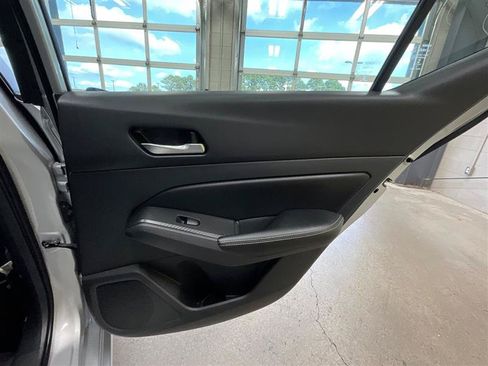 Used 2022 Nissan Altima 2.5 SV FWD image 25