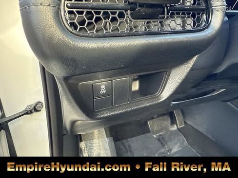 Used 2023 Honda HR-V LX image 20