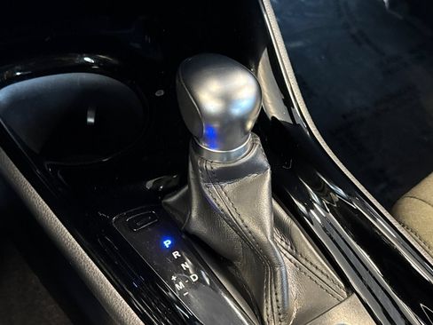 Certified 2021 Toyota C-HR XLE FWD image 27