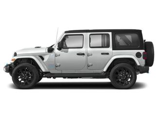 Used 2023 Jeep Wrangler Unlimited w/ Cold Weather Group AWD/4WD video 3