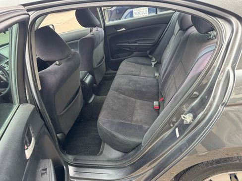 Used 2012 Honda Accord LX image 9
