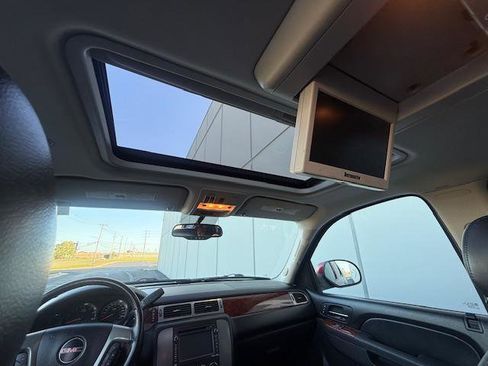 Used 2012 GMC Yukon XL SLT image 15