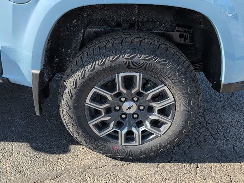 New 2026 Chevrolet Colorado Z71 image 3