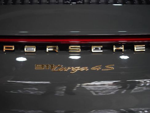 Used 2021 Porsche 911 Targa 4S Heritage Design AWD/4WD image 66