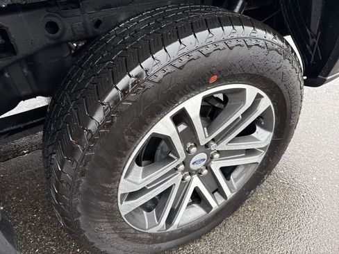 Used 2023 Ford F150 XL w/ STX Appearance Package image 9