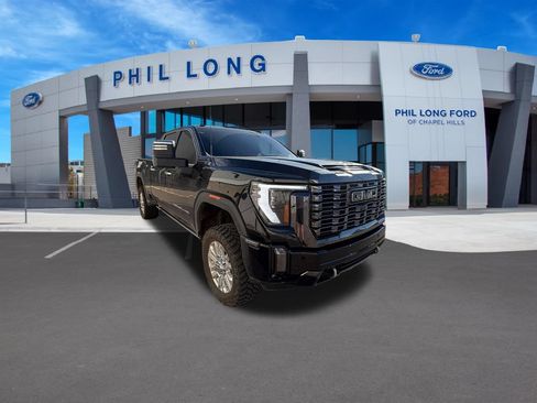 Used 2024 GMC Sierra 3500 Denali Ultimate AWD/4WD image 8