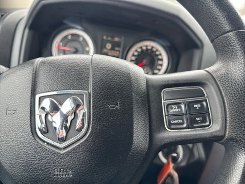 Used 2014 RAM 2500 Tradesman w/ Chrome Appearance Group image 21