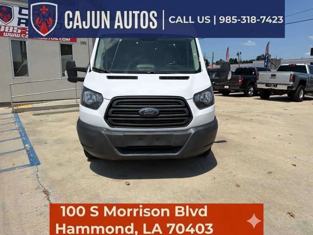 Used 2018 Ford Transit 250 148 Medium Roof RWD image 5