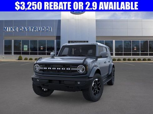 New 2025 Ford Bronco Outer Banks AWD/4WD image 2
