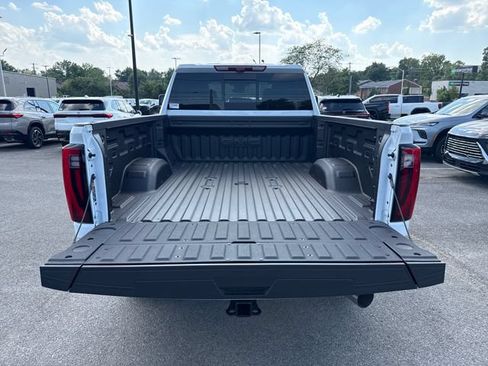 New 2026 GMC Sierra 2500 Denali Ultimate AWD/4WD image 9
