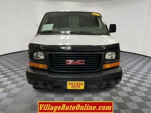 Used 2015 GMC Savana 2500 RWD image 6