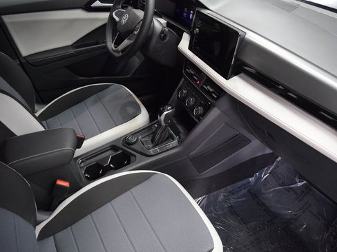 New 2025 Volkswagen Taos S image 7