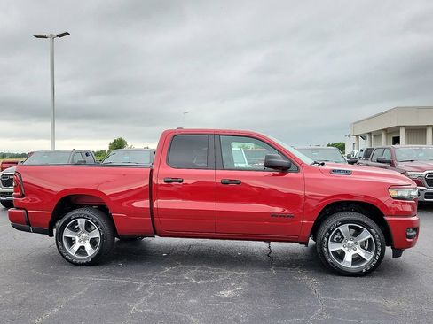 New 2026 RAM 1500 Express AWD/4WD image 7