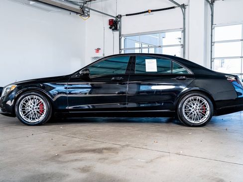 Used 2015 Mercedes-Benz S 550 Sedan image 8