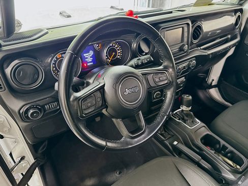 Used 2021 Jeep Wrangler Unlimited Sport AWD/4WD image 10