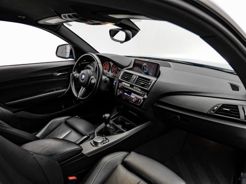 Used 2017 BMW M2 RWD image 48