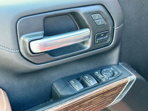 Used 2023 Chevrolet Silverado 2500 High Country w/ Safety Package II AWD/4WD image 18