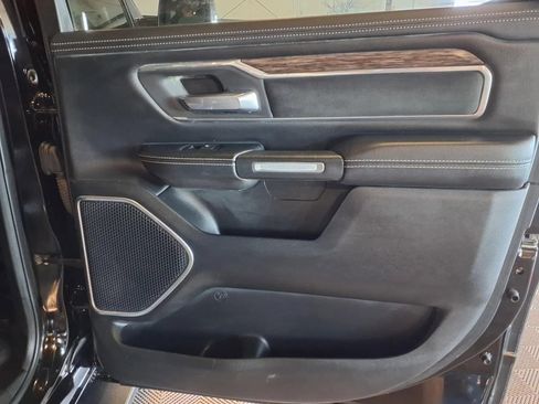 Used 2019 RAM 1500 Laramie image 10