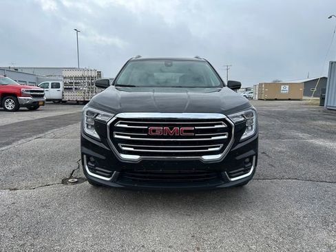 Used 2024 GMC Terrain SLT image 9