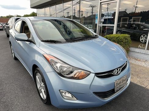 Used 2012 Hyundai Elantra GLS w/ Preferred Pkg 3 FWD image 2