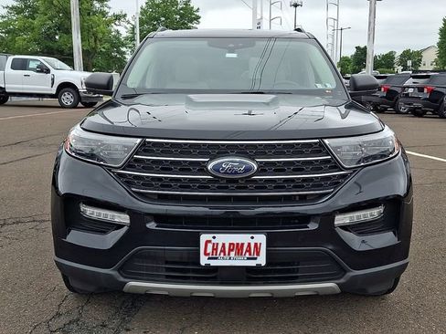 Certified 2023 Ford Explorer XLT w/ Equipment Group 202A AWD/4WD image 2