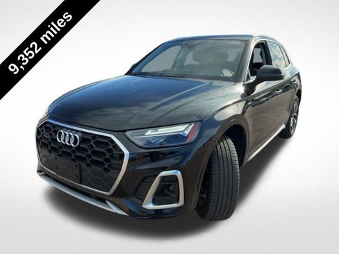 Used 2022 Audi Q5 2.0T Premium image 2