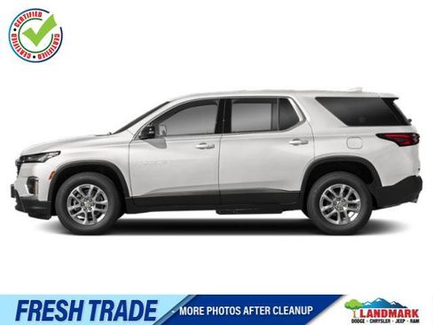 Used 2022 Chevrolet Traverse LT AWD/4WD image 1