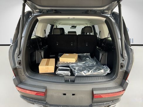 New 2026 Hyundai Santa Fe SEL w/ Tow & Go Package FWD image 18