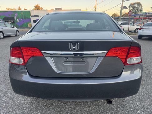 Used 2009 Honda Civic DX-VP image 4