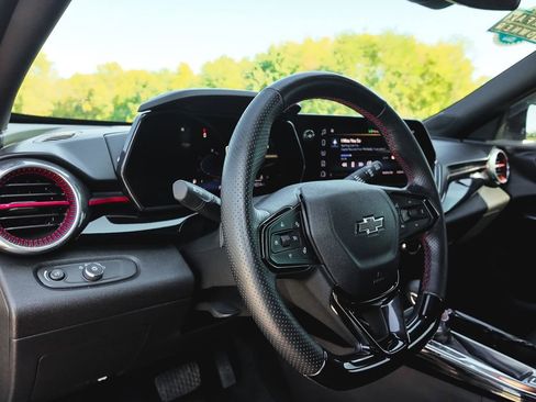 Used 2024 Chevrolet Trax RS w/ Driver Confidence Package image 20