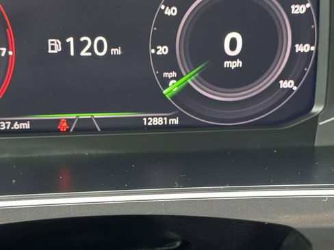 Certified 2024 Volkswagen Tiguan SEL R-Line image 26