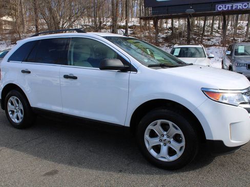Used 2014 Ford Edge SE w/ Equipment Group 101A image 5